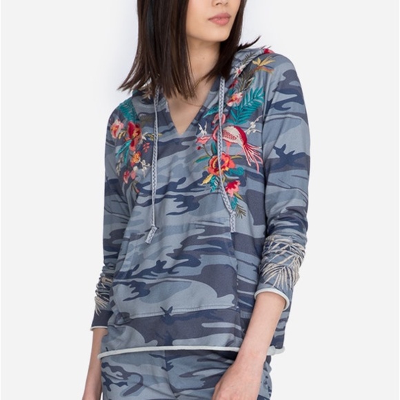 Johnny Was Nohea French Terry Raw Edge Hoodie Camo Size XXL NWT